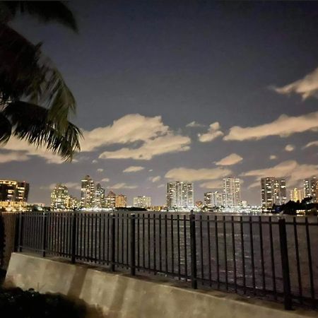 Le Frontenac Villa Sunny Isles Beach Dış mekan fotoğraf