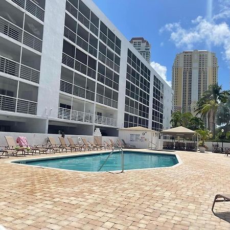Le Frontenac Villa Sunny Isles Beach Dış mekan fotoğraf